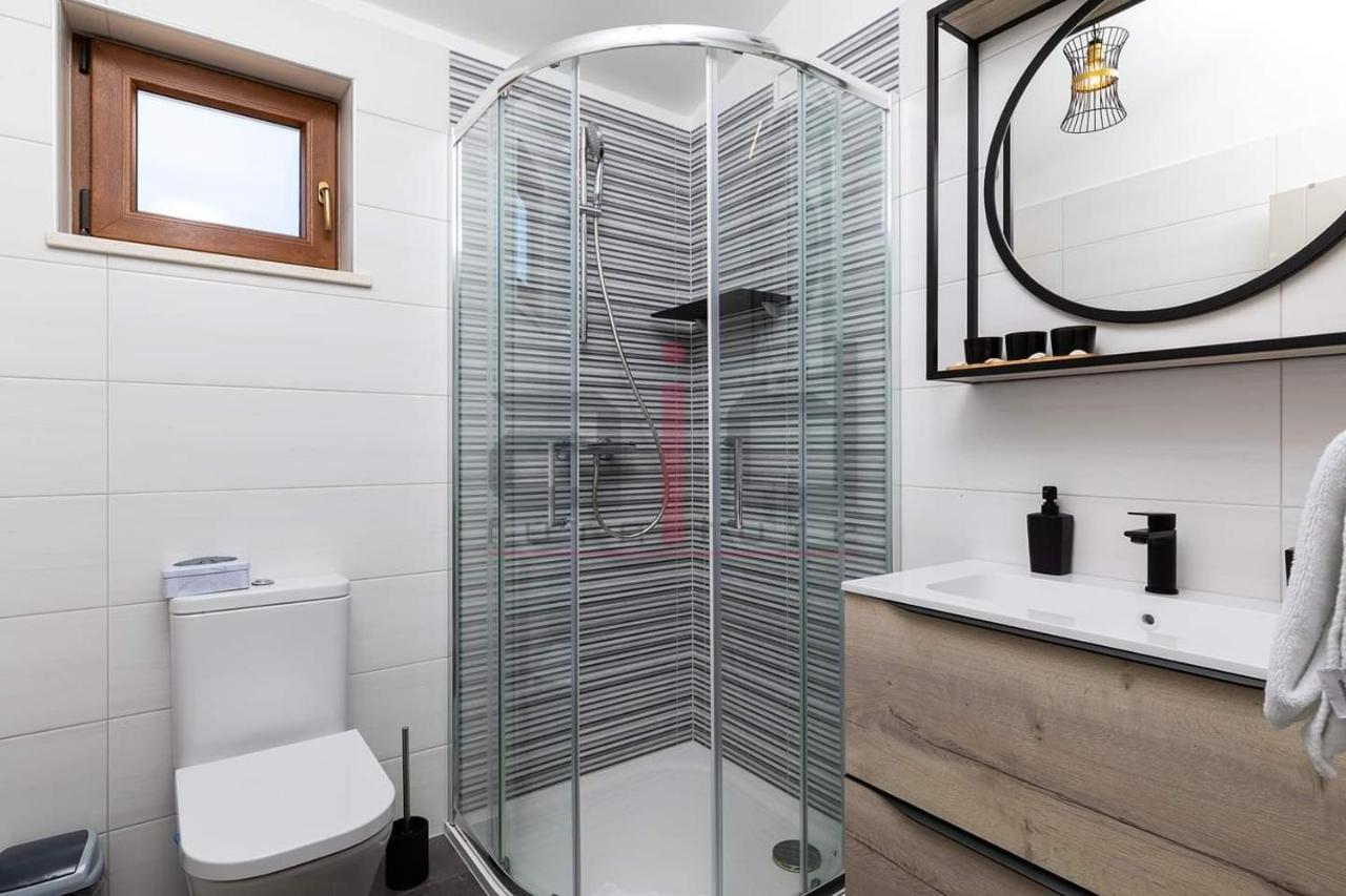 PULA PORTA AUREA&Wellness Oasis Apartment Luaran gambar