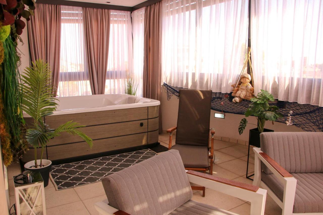 PULA PORTA AUREA&Wellness Oasis Apartment Luaran gambar